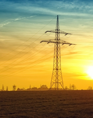 power-lines-532720_1920